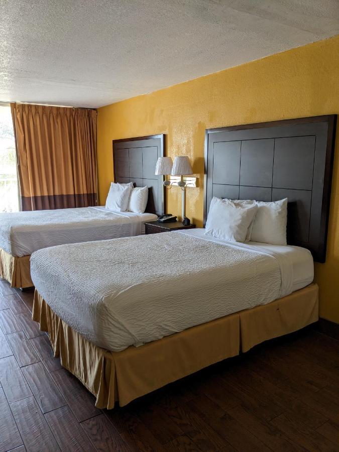 Days Inn & Suites by Wyndham Port Richey Exterior foto